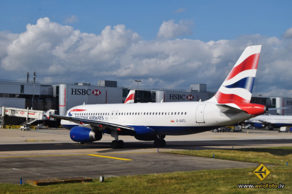 Airbus A320-233
